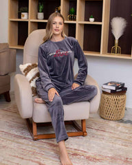 بيجامة حريمي هايدي سادة  (14)